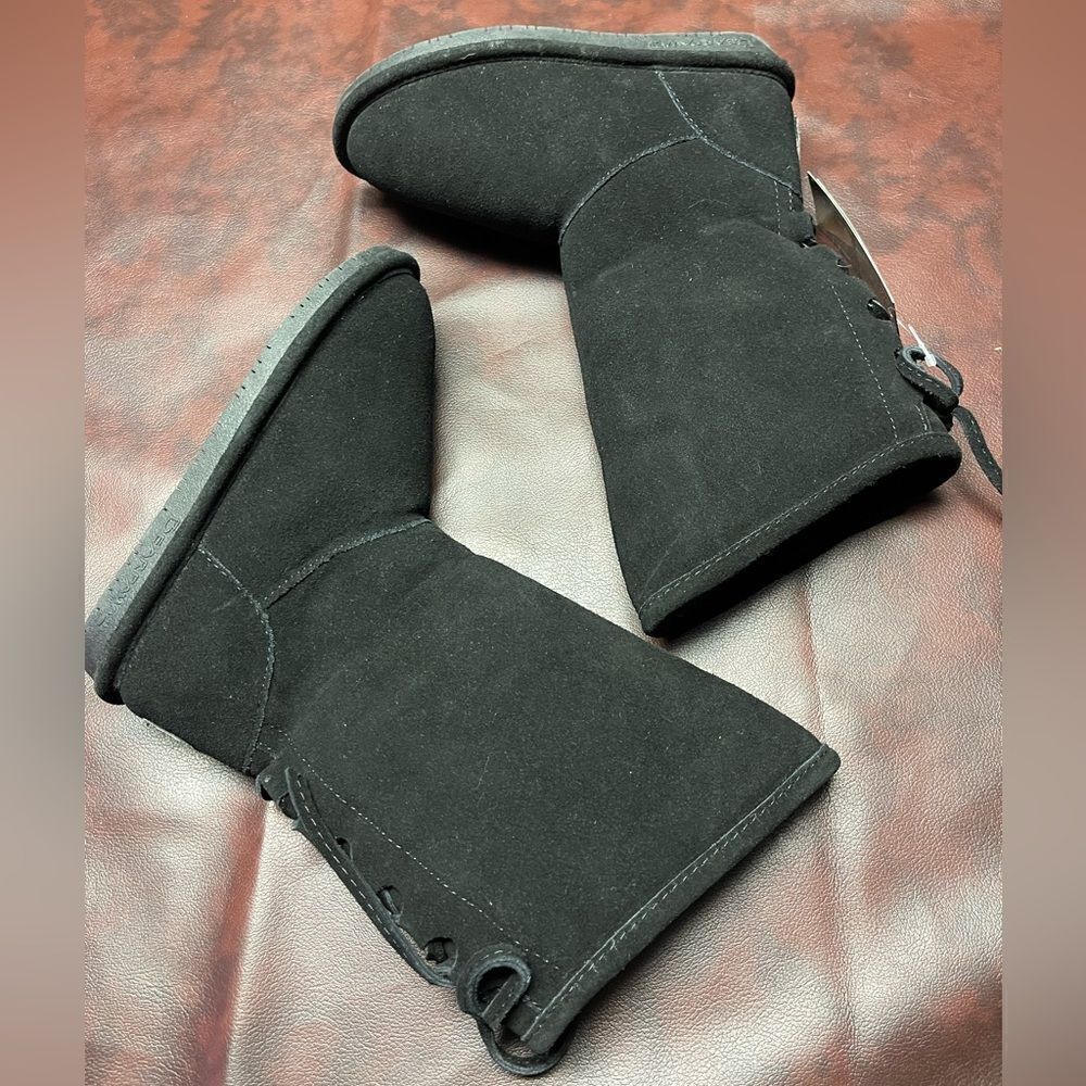 Bearpaw new with tags black boots lace up back, size 2